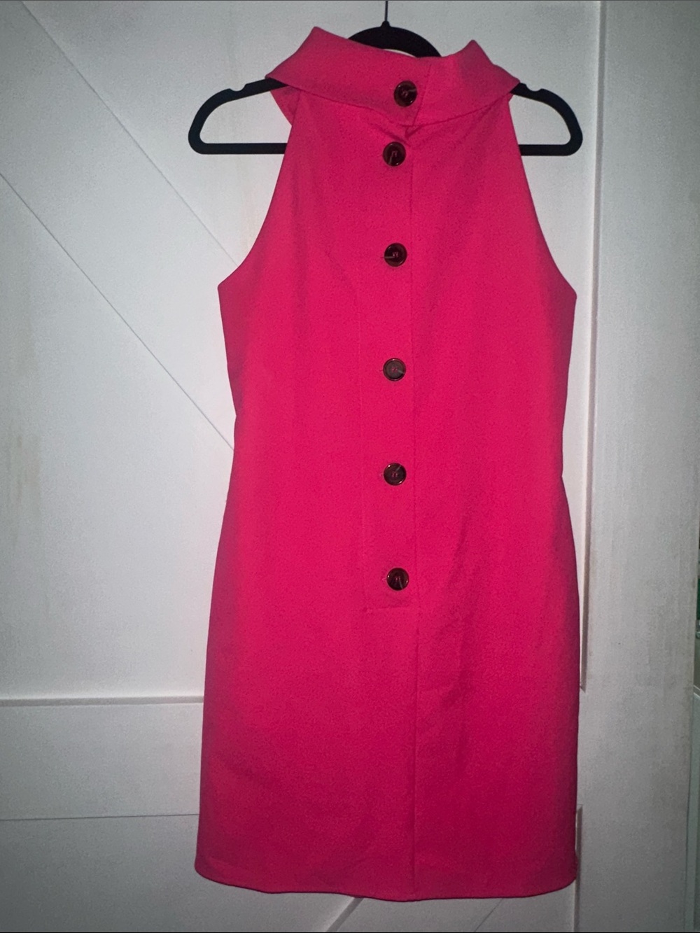 Sail to Sable Fuchsia Sleeveless Shift Dress with Cove Collar - Picture 2 of 3